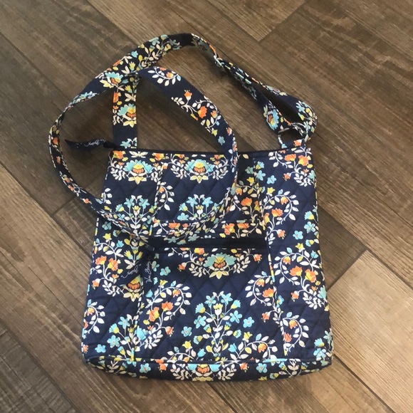 Vera Bradley Handbags - 🎀 Vera Bradley Purse 🎀
